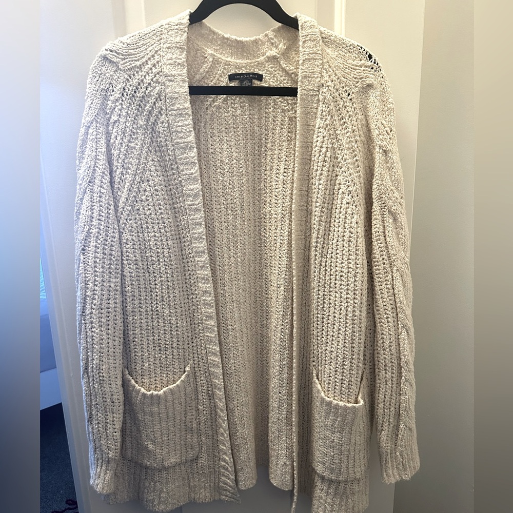 American Eagle White Knit Cardigan